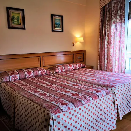 Casona El Carmen Holiday home Perlora